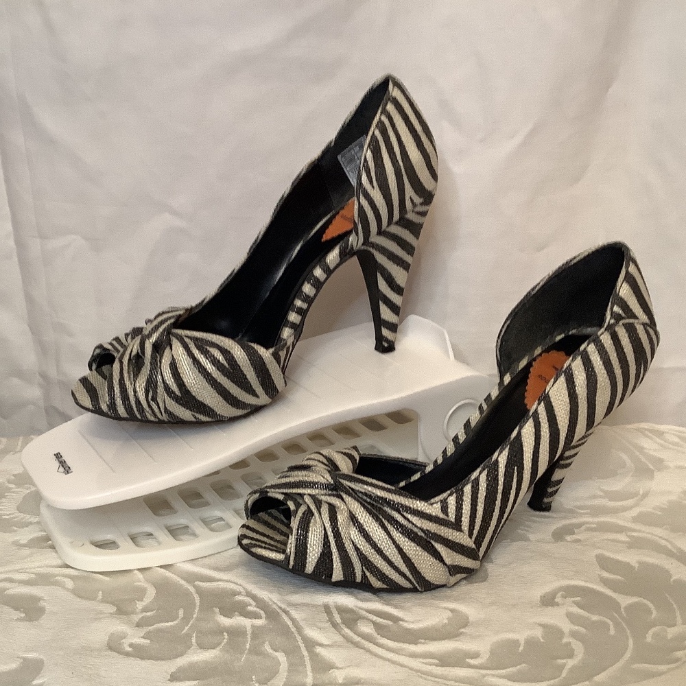GUC Rocket Dog zebra animal black white heels canvas‎